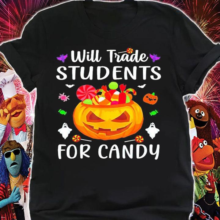 Will Trade Students For Candy Teacher Halloween Costume T-Shirt t-shirt