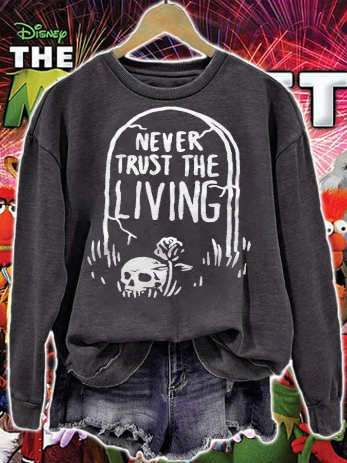 Beetlejuice never trust the living T-shirt t-shirt