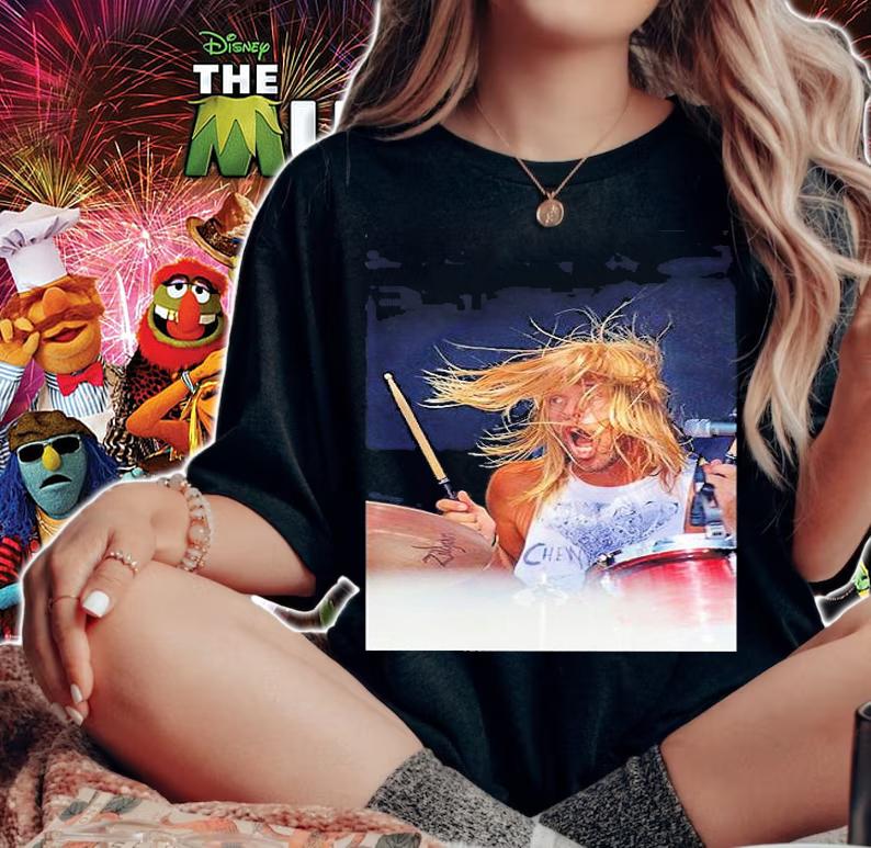 RIP Taylor Hawkins Rock Drummer Foo Fighters T-Shirt t-shirt woman shirt