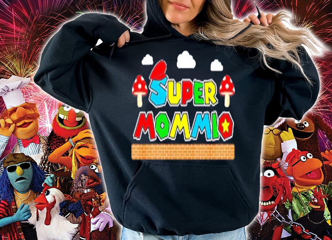 Super Mommio Funny Mom Mother Gaming Video Game Lovers Funny T-Shirt t-shirt