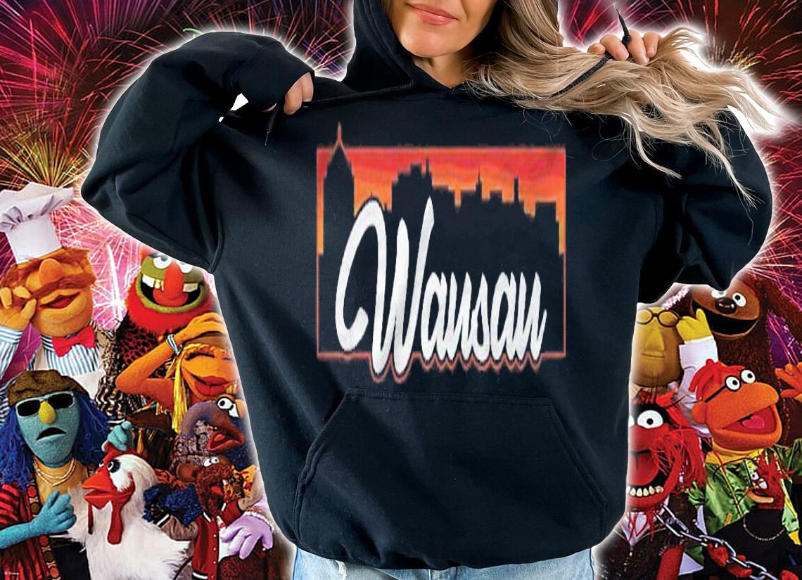 Vintage Style Retro Wausau Wisconsin Sunset Skyline Shirt hoodie