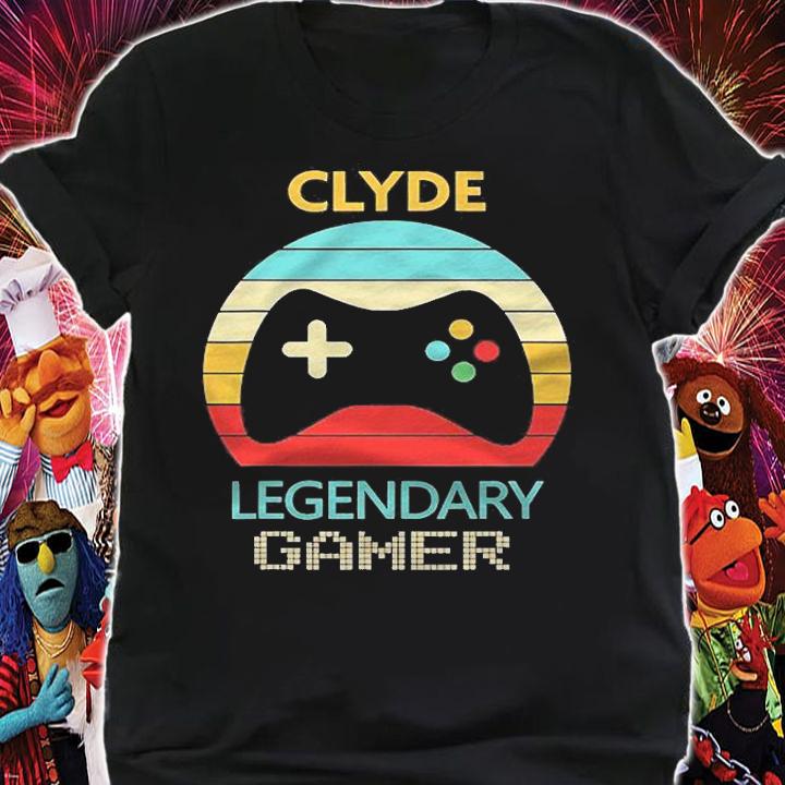 Clyde Name Gift Personalized Legendary Gamer Shirt