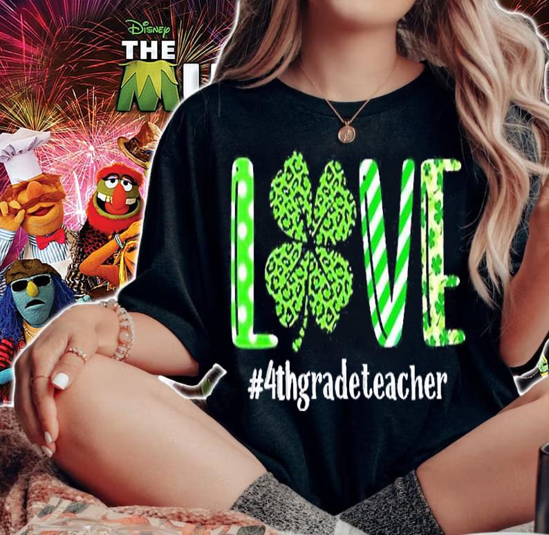 Love 4th Grade Teacher St Patrick's Day T-Shirt