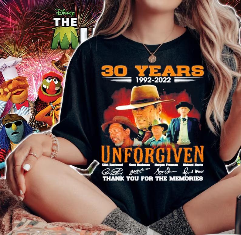 30 years 1992-2022 Unforgiven Signatures Thank You For The Memories t-shirt woman shirt