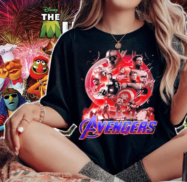 Marvel Avengers Endgame all heroes circle red light signatures shirt woman shirt